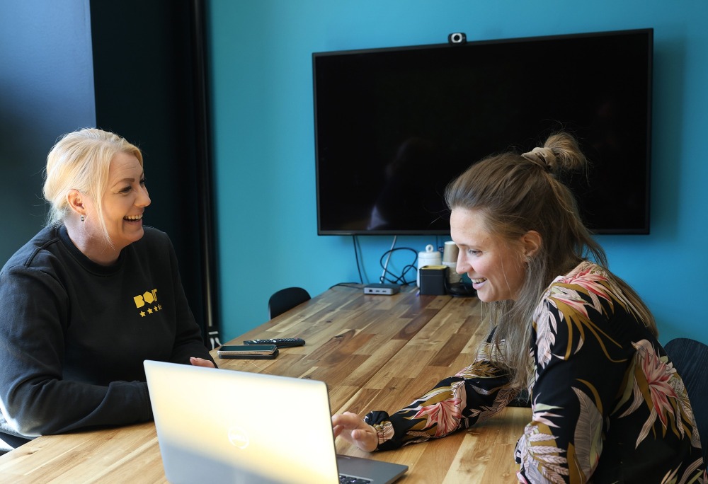 Anna and Raquel at the Bolt.Works office