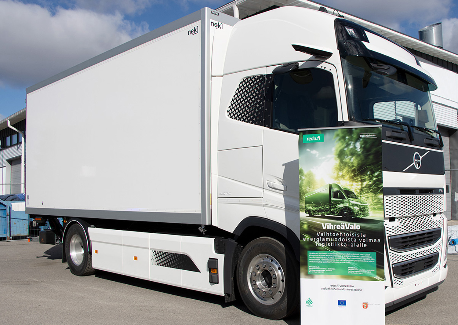 kuva täyssähkökuorma-autosta