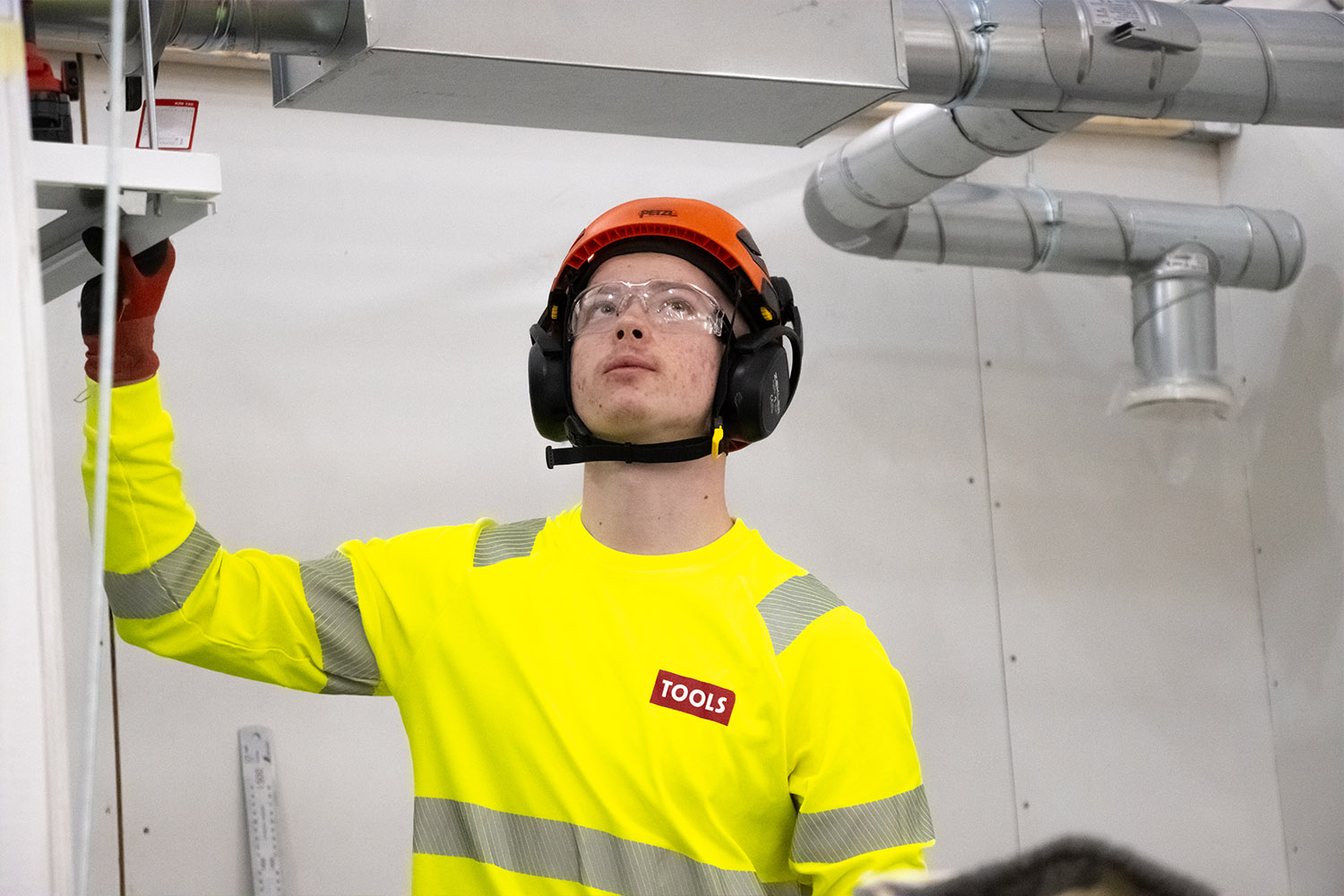 Ilmastointiasennuksessa Ossi Heikkala tuli kolmanneksi.